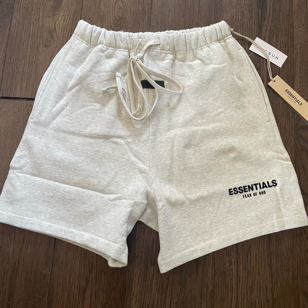 Fear got essentials, light oatmeal shorts